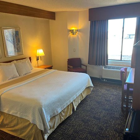 Days Inn By Wyndham Liberal Ks מראה חיצוני תמונה