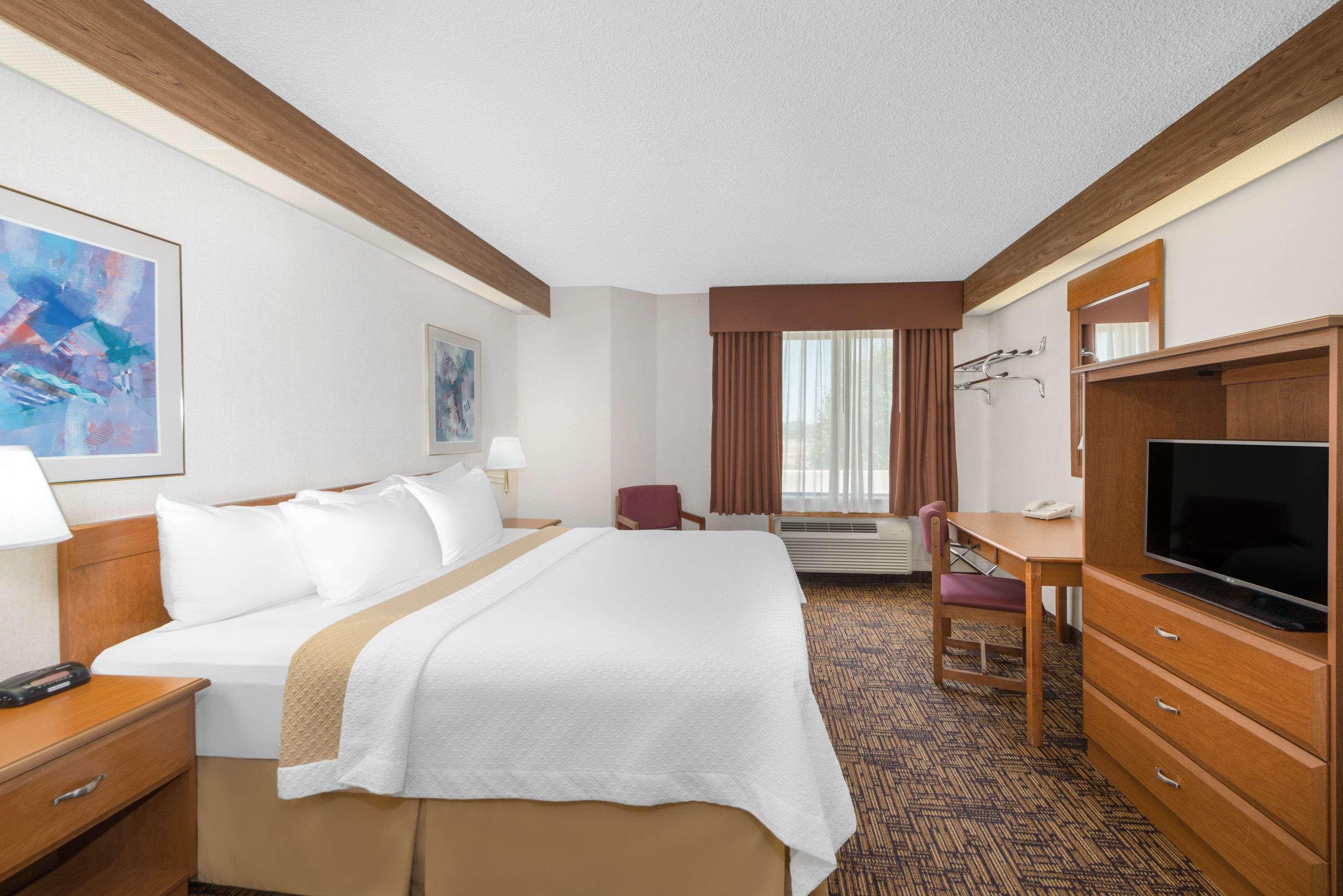Days Inn By Wyndham Liberal Ks מראה חיצוני תמונה
