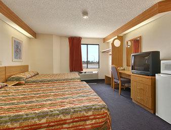 Days Inn By Wyndham Liberal Ks מראה חיצוני תמונה